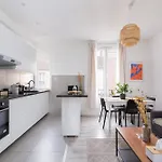 Beau Duplex Proche Paris Appartamento