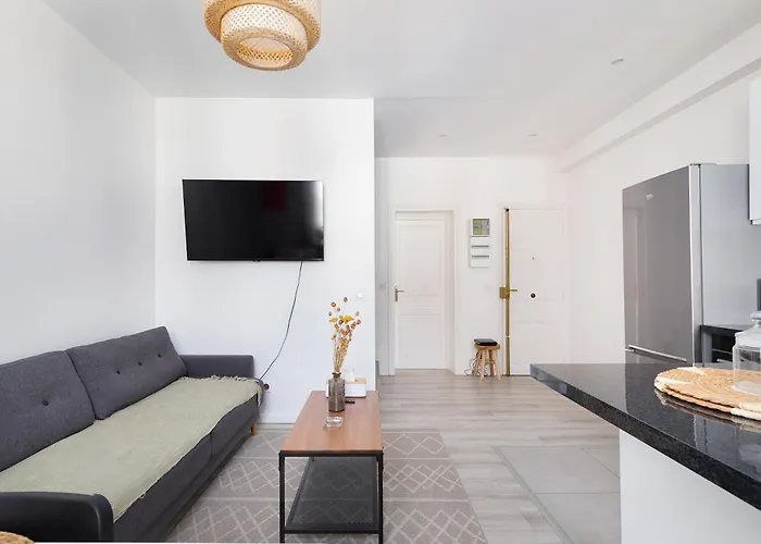 Beau Duplex Proche Paris Apartment *