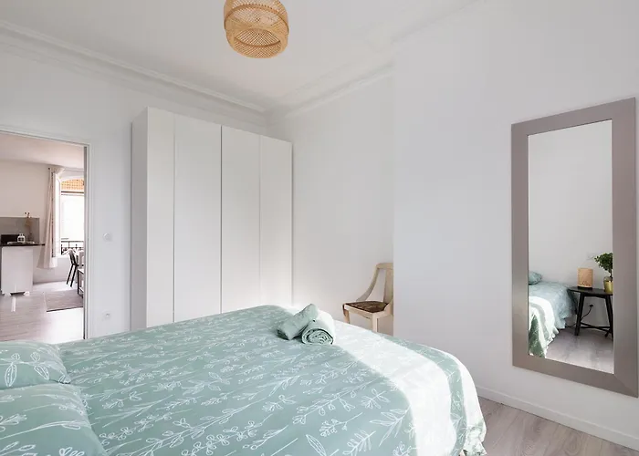 Apartment Beau Duplex Proche Paris Saint-Denis (Seine-Saint-Denis)